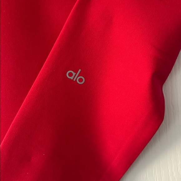 SUPER RARE!🦄 NWT ALO Yoga Alosoft High-Waist 7/8 Highlight Leggings M Bold Red - Picture 5 of 7